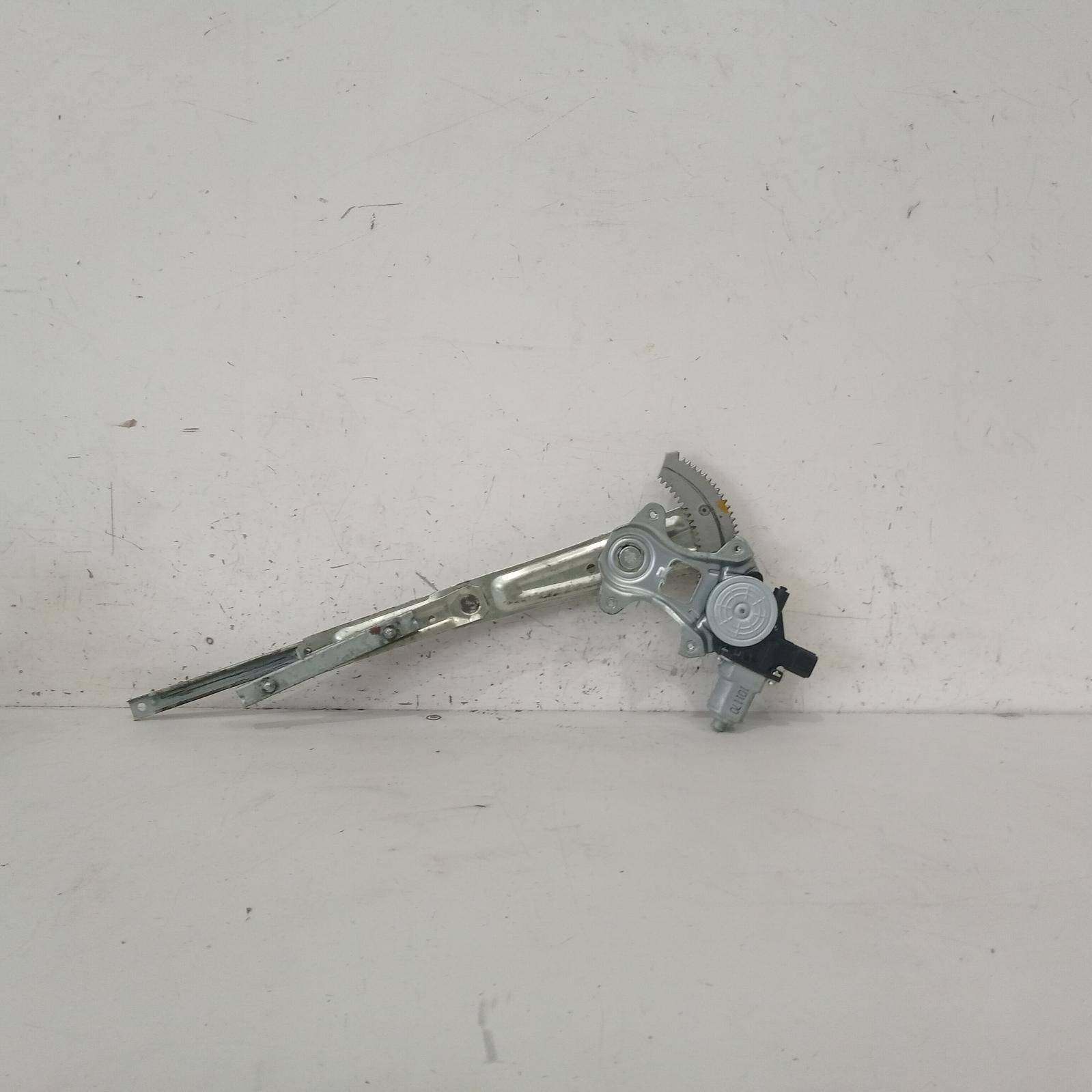 View Auto part Right Front Window Reg/Motor Mitsubishi Asx 2011