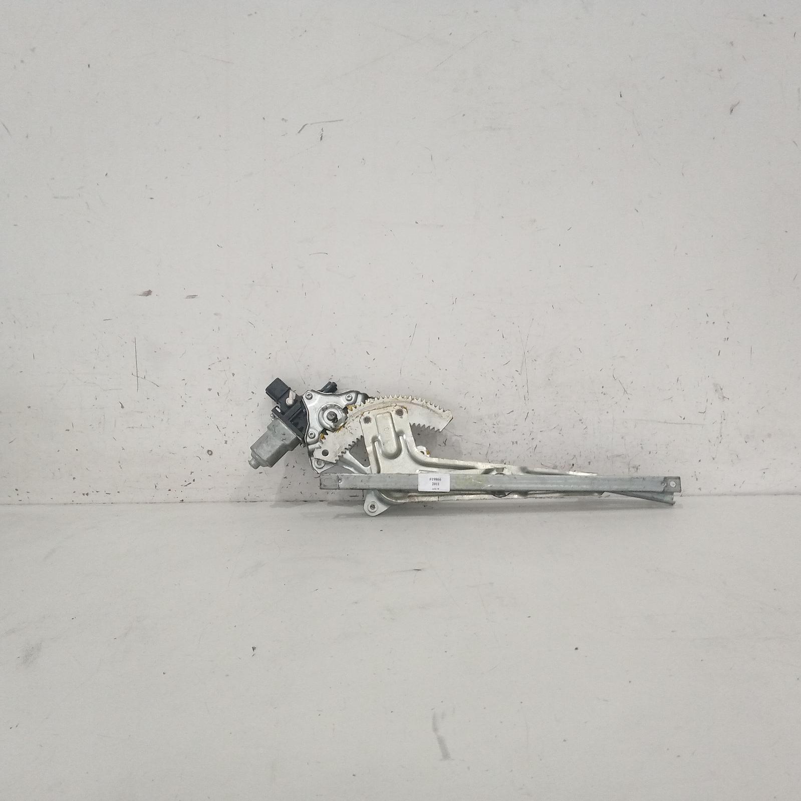 View Auto part Left Rear Wnd Reg/Motor Mitsubishi Asx 2011