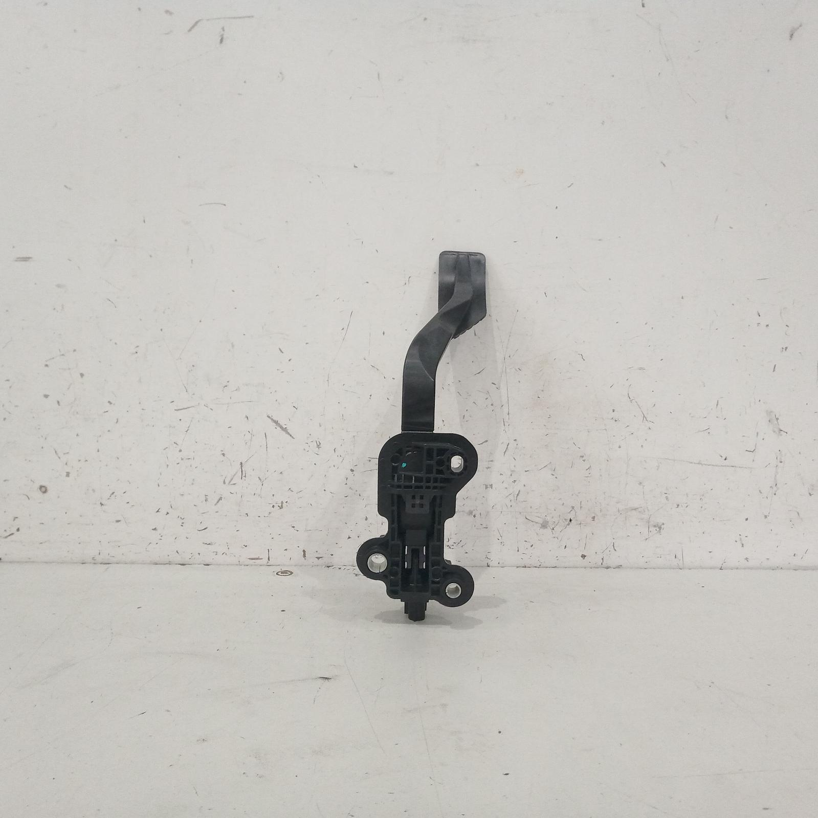 View Auto part Pedal Assembly Mitsubishi Asx 2011