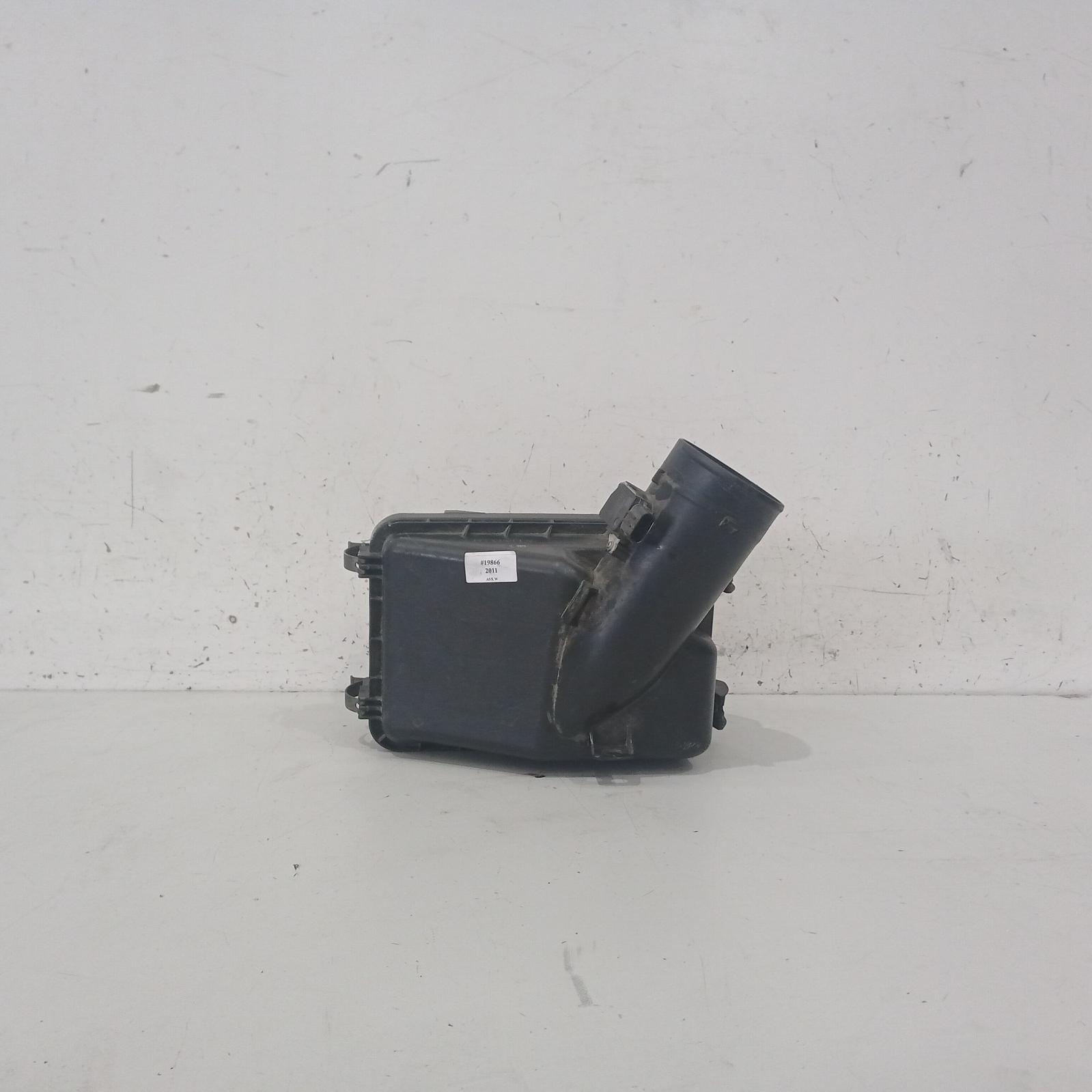 View Auto part Air Cleaner/Box Mitsubishi Asx 2011