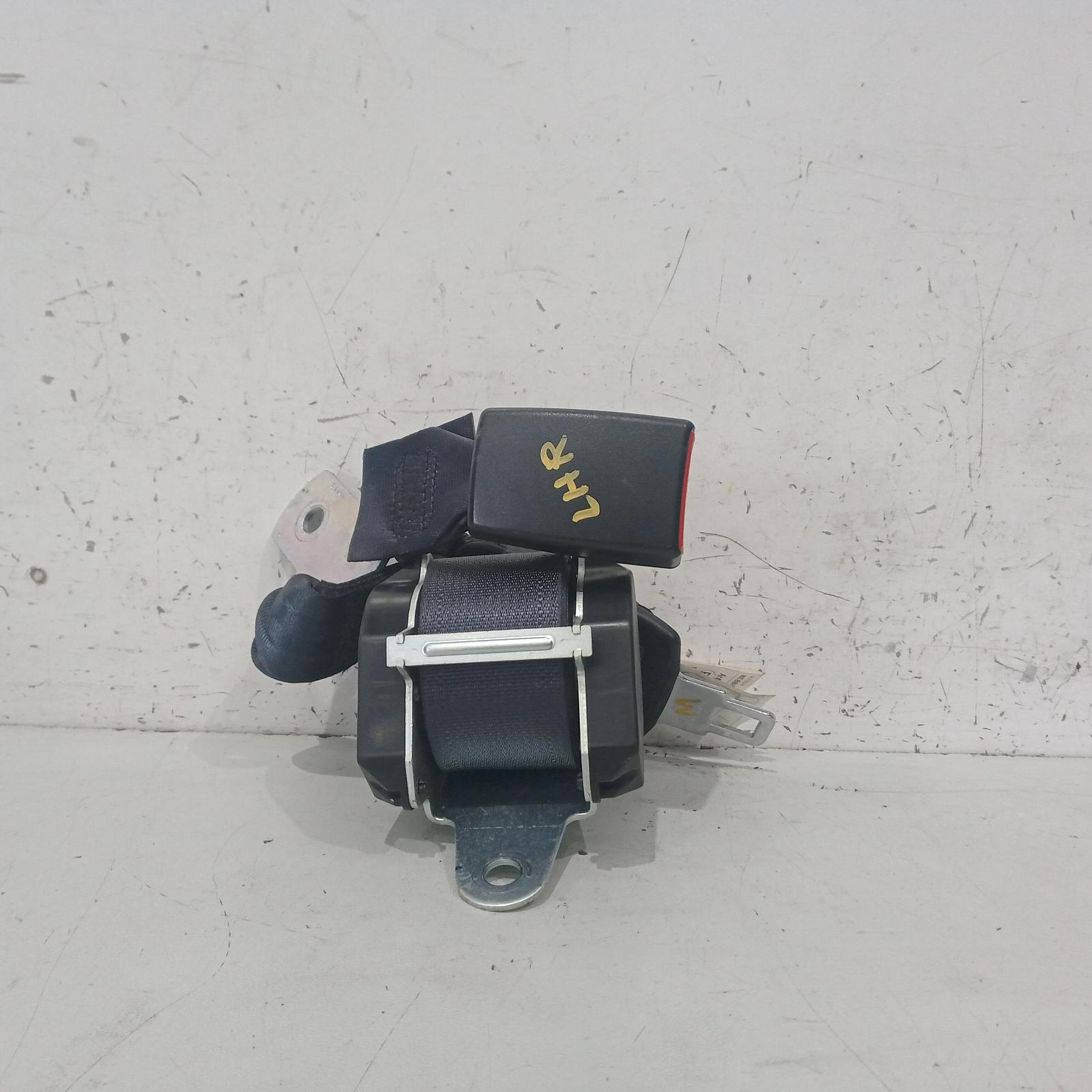 View Auto part Seatbelt/Stalk Mitsubishi Asx 2011