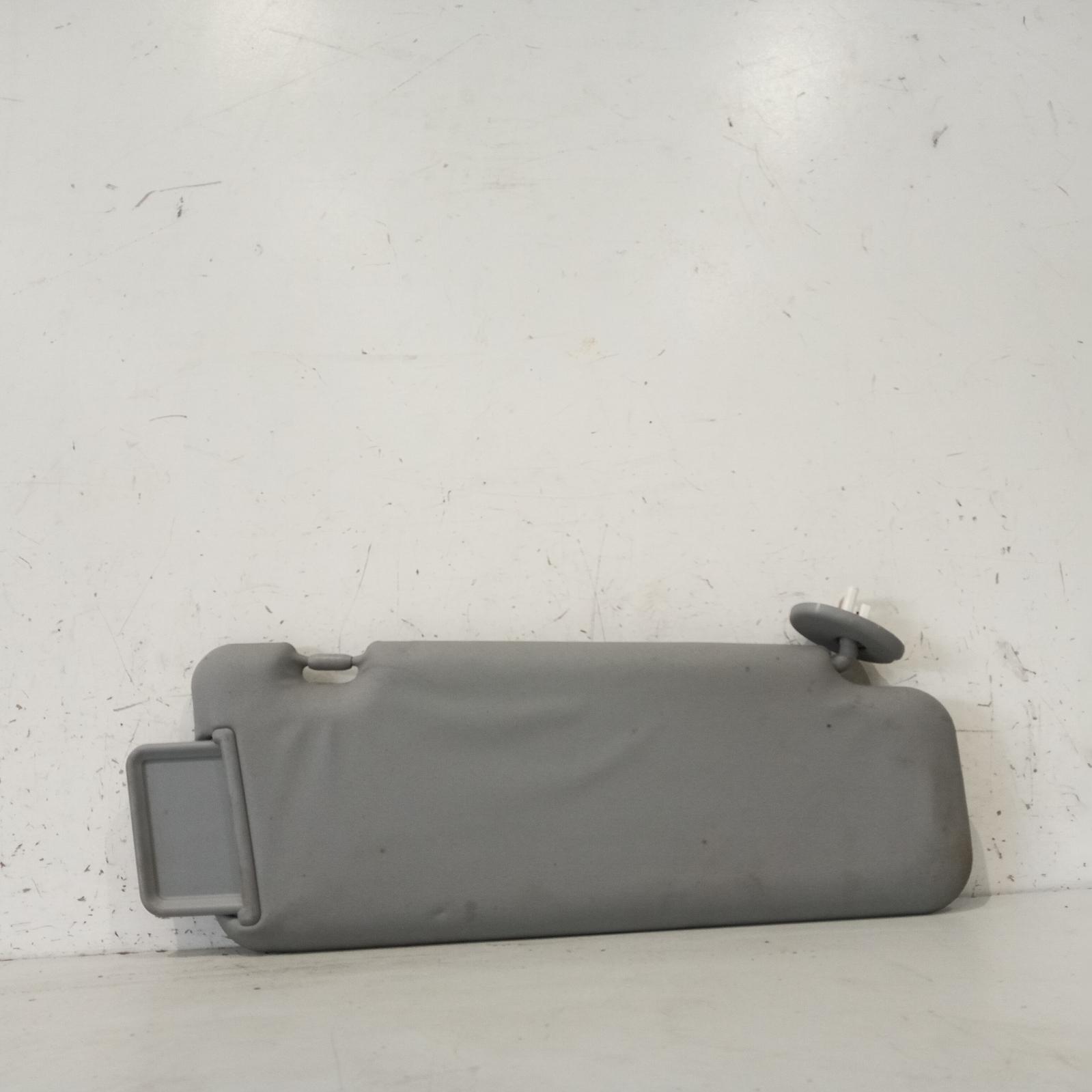 View Auto part Sunvisor Toyota Kluger 2008