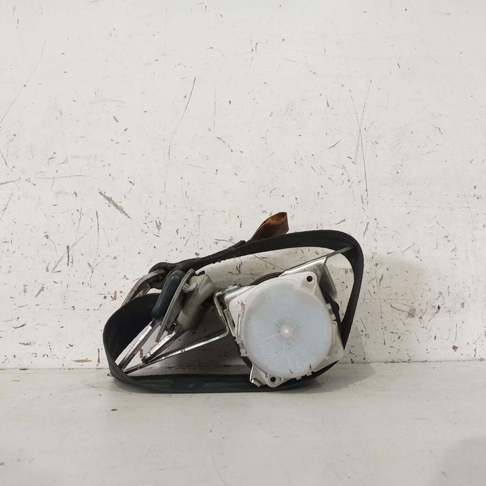 View Auto part Seatbelt/Stalk Toyota Kluger 2008