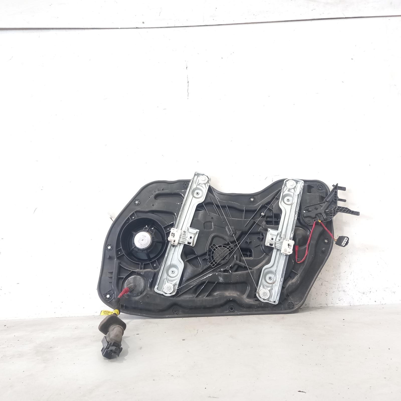 View Auto part Left Front Window Reg/Motor Hyundai Elantra 2012