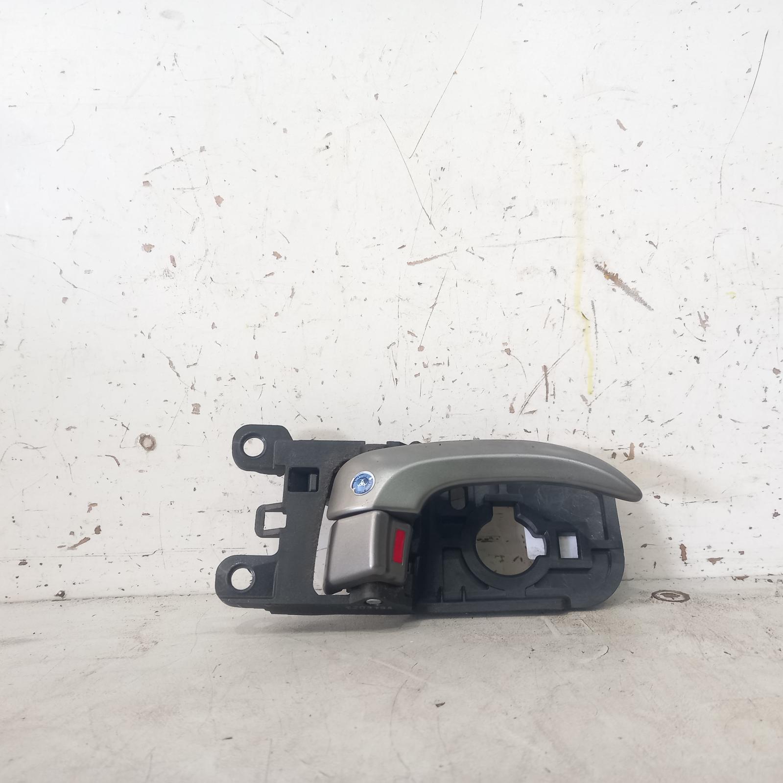 View Auto part Door Handle Hyundai Elantra 2012