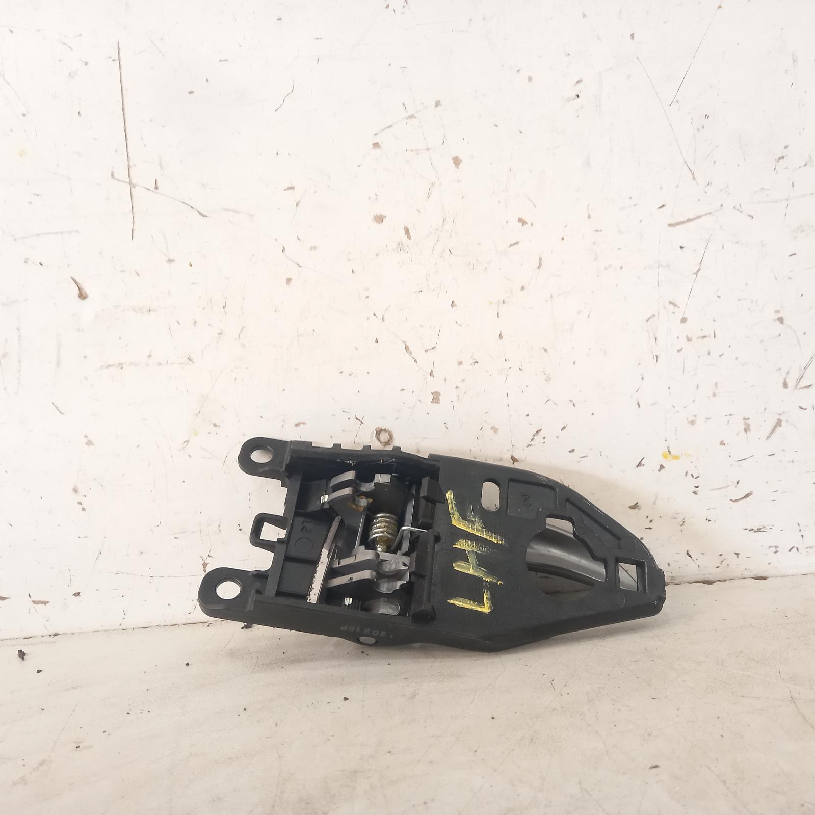 View Auto part Door Handle Hyundai Elantra 2012