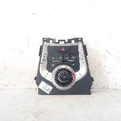 View Auto part Heater/Ac Controls Hyundai Elantra 2012