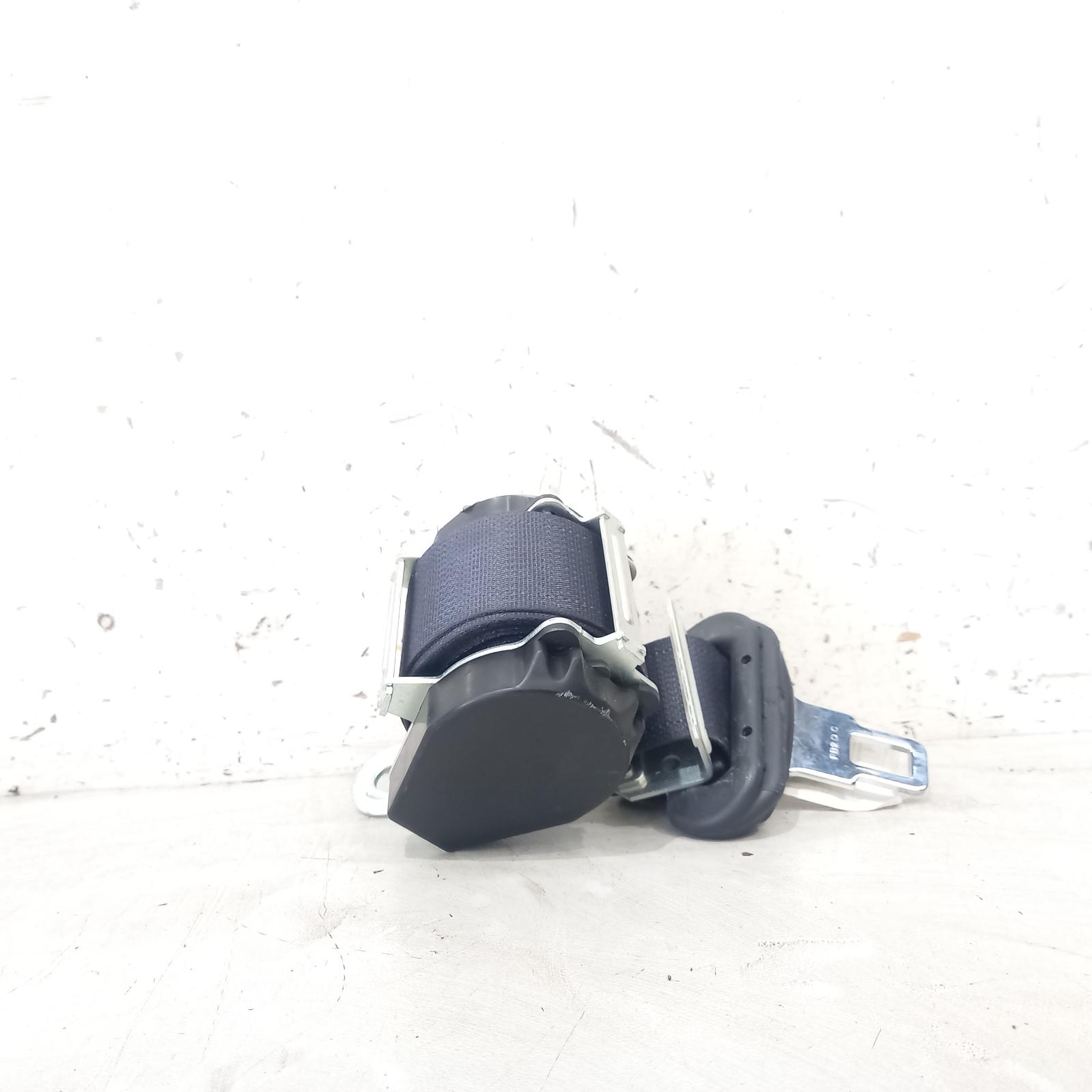 View Auto part Seatbelt/Stalk Mitsubishi Asx 2012