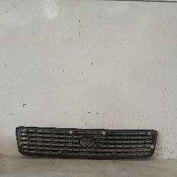 View Auto part Grille Toyota Hiace 2002