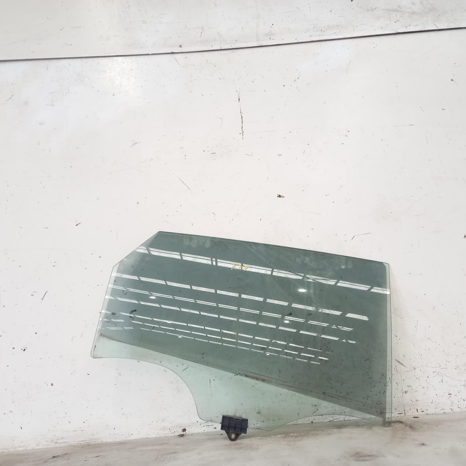 View Auto part Right Rear Door Window Hyundai Tucson 2017