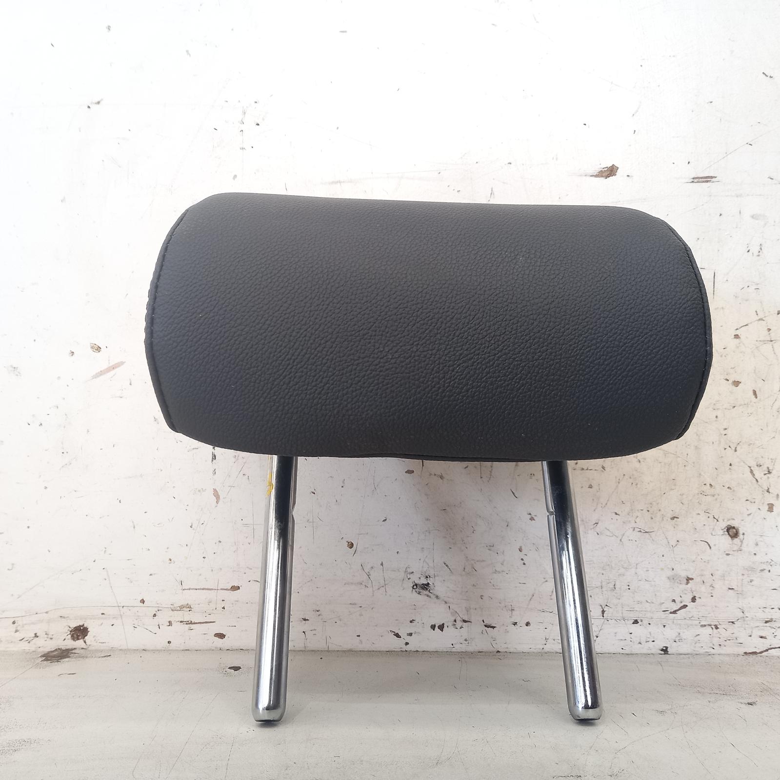 View Auto part Headrest Hyundai Tucson 2017
