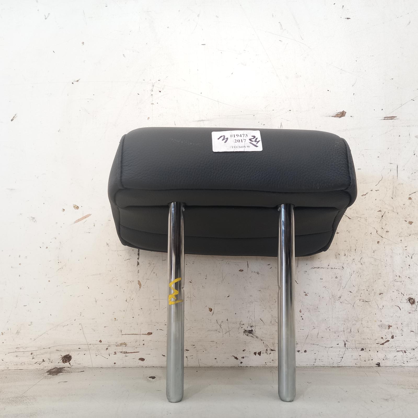 View Auto part Headrest Hyundai Tucson 2017