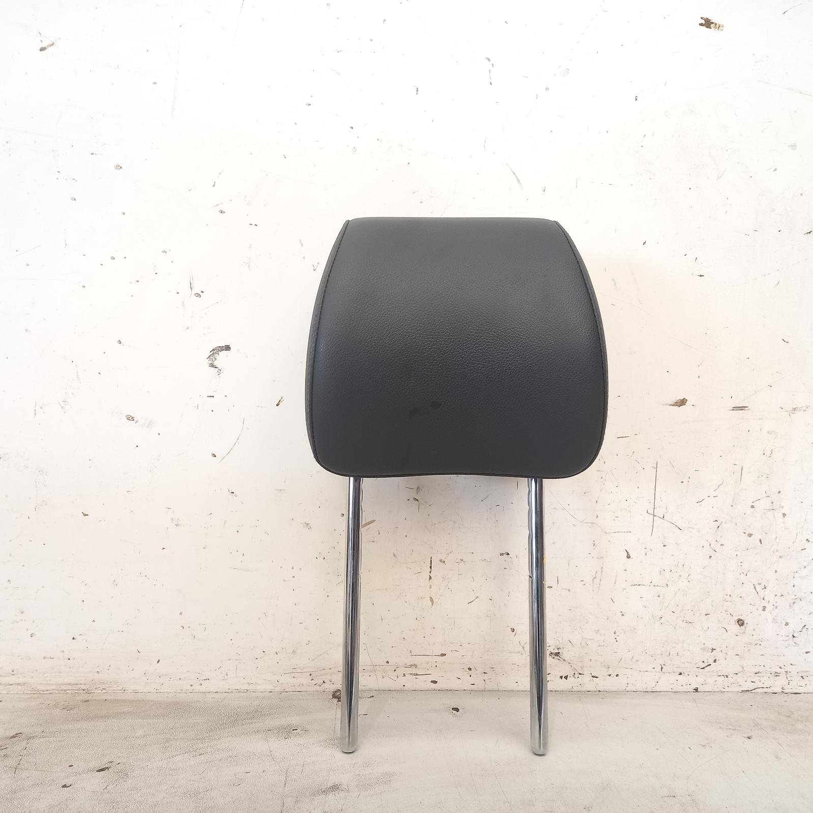 View Auto part Headrest Hyundai Tucson 2017