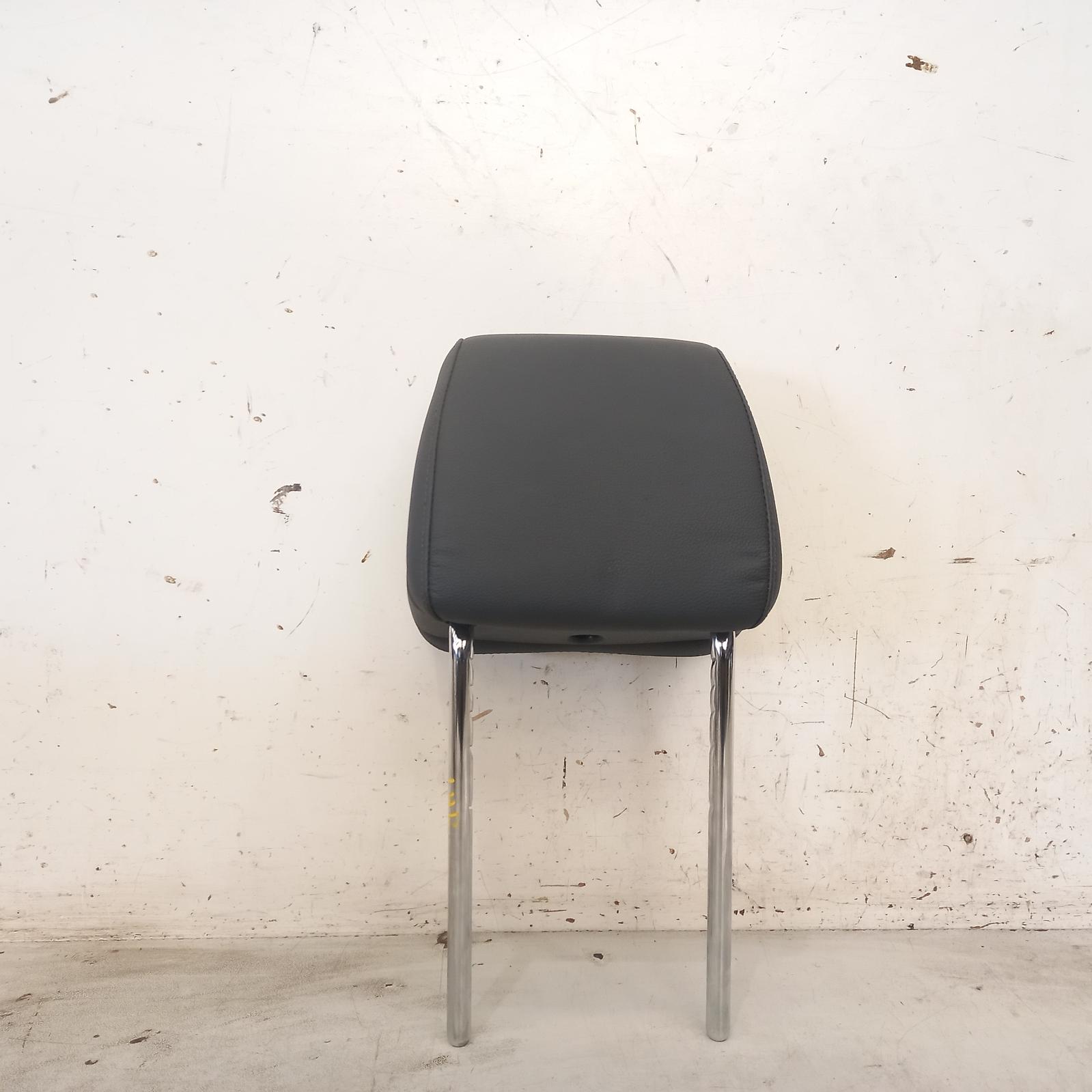 View Auto part Headrest Hyundai Tucson 2017