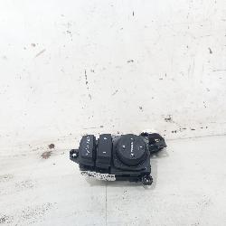 View Auto part Misc Switch/Relay Hyundai Tucson 2017