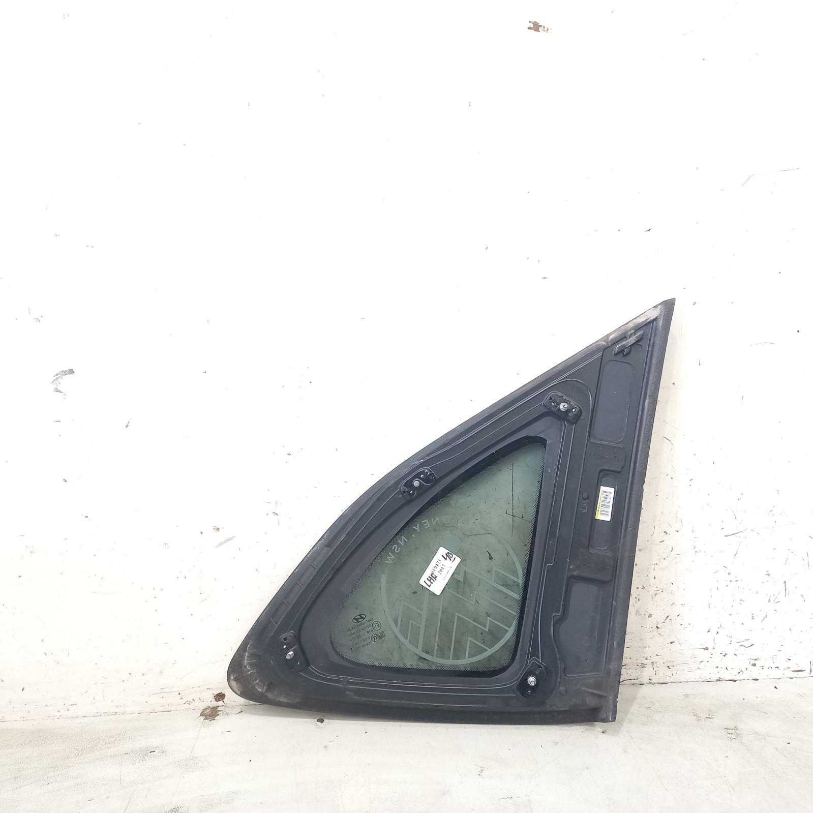 View Auto part Left Rear Side Glass Hyundai Tucson 2017