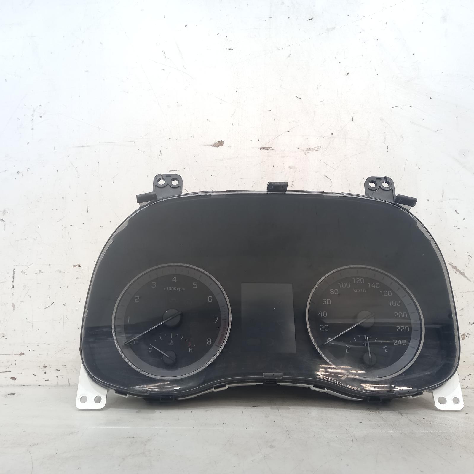 View Auto part Instrument Cluster Hyundai Tucson 2017
