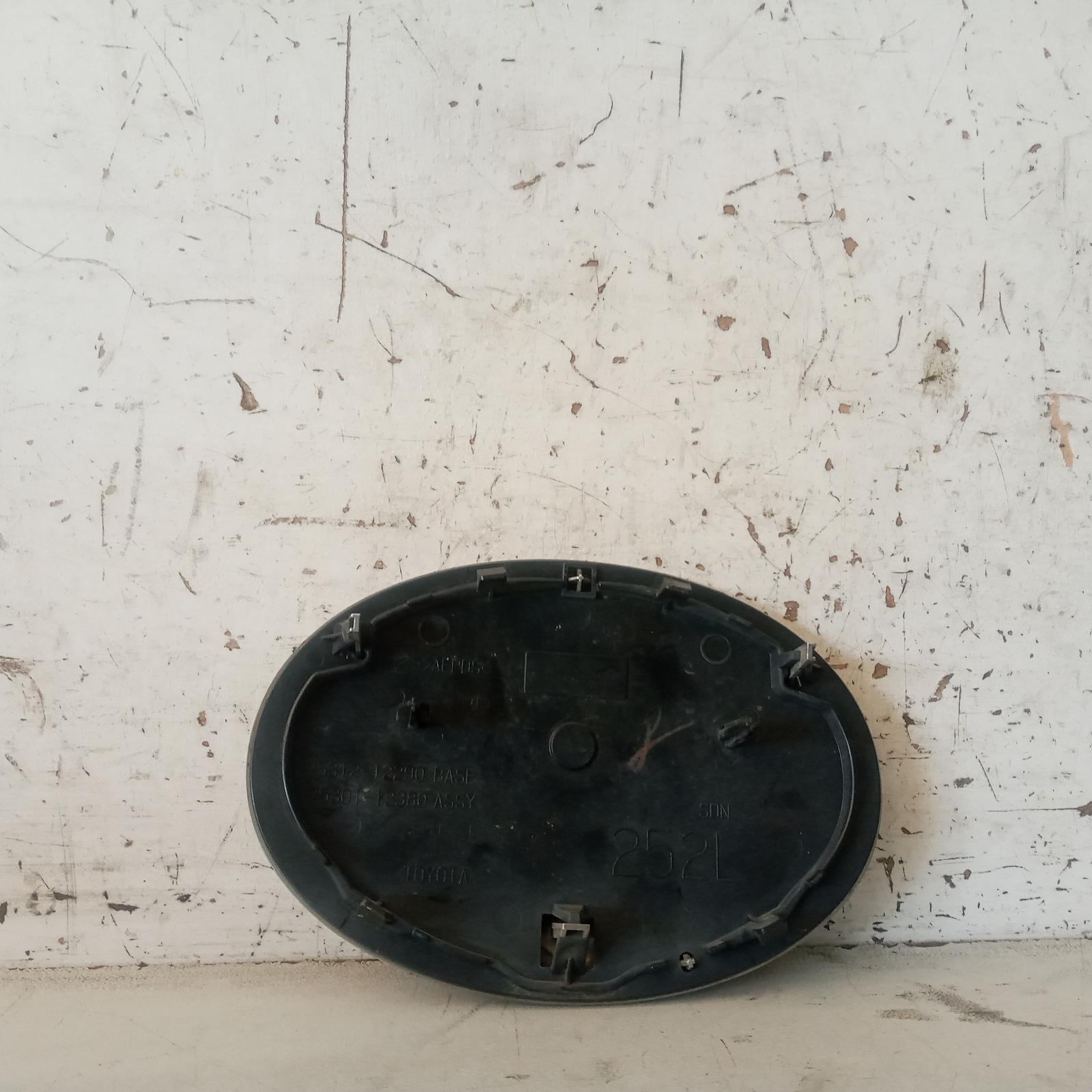 View Auto part Badge Toyota Corolla 2010