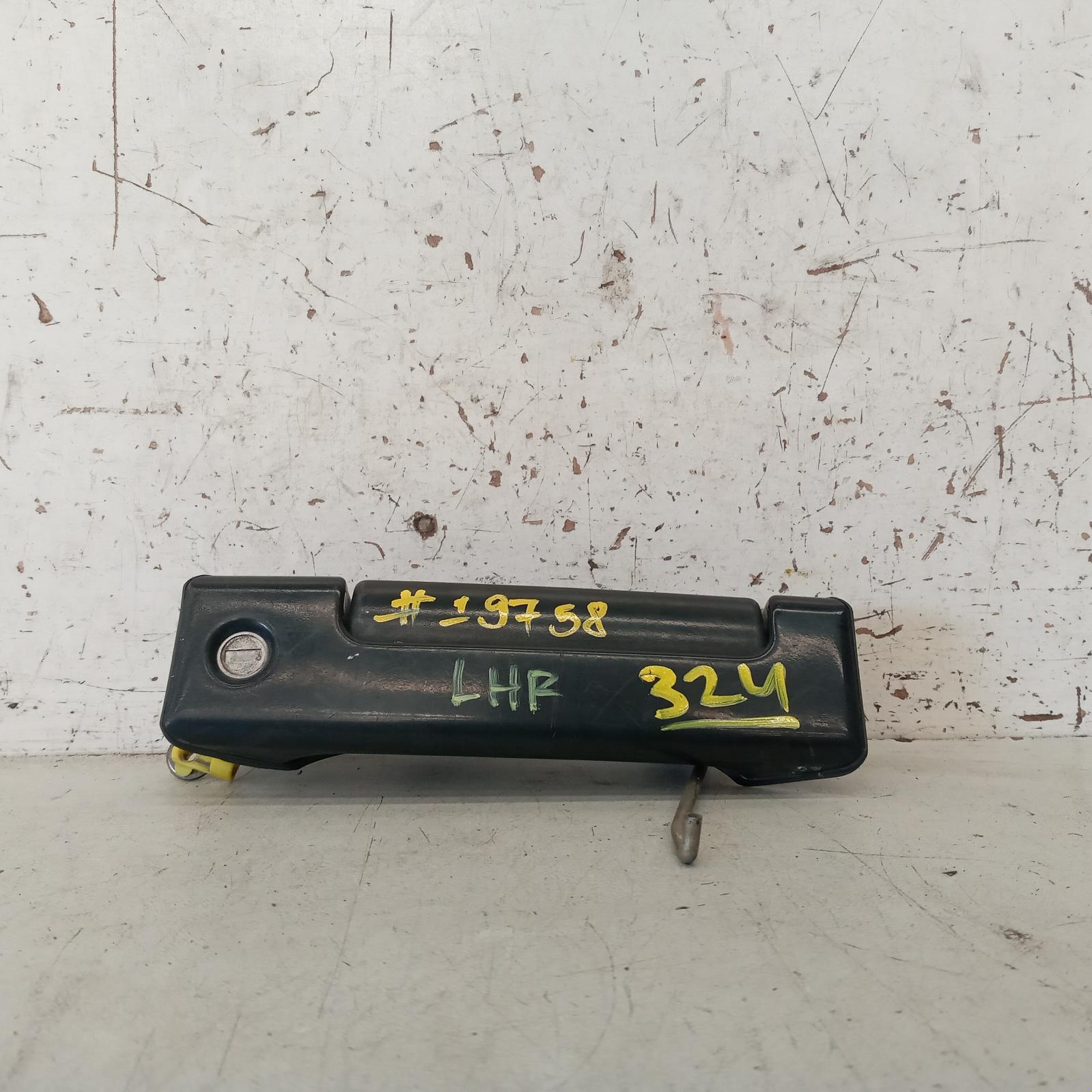 View Auto part Door Handle Toyota Hiace 2002