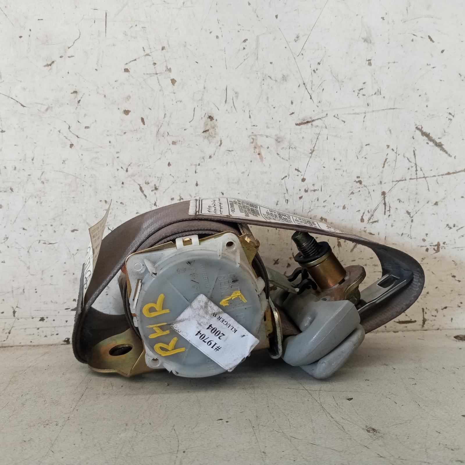 View Auto part Seatbelt/Stalk Toyota Kluger 2004