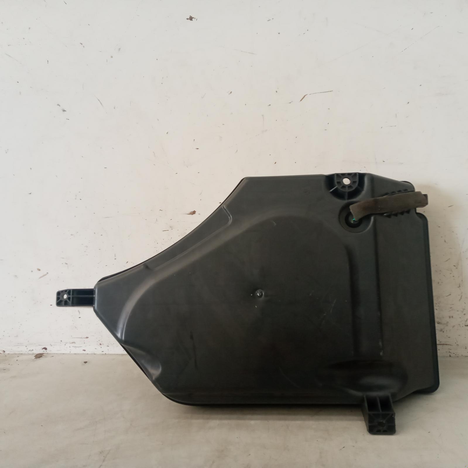 View Auto part Radio/Cd/Dvd/Sat/Tv Jeep Cherokee 2012