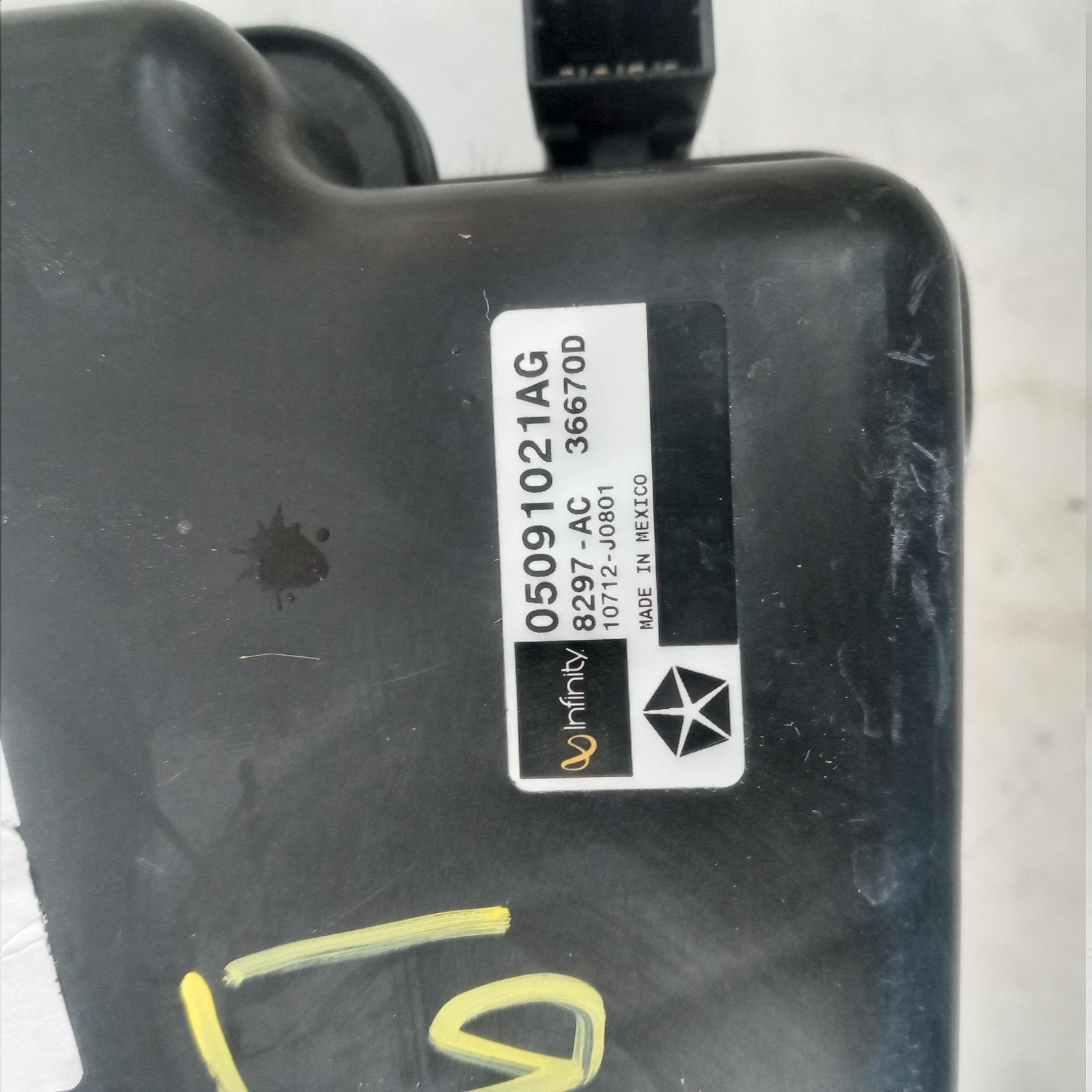 View Auto part Radio/Cd/Dvd/Sat/Tv Jeep Cherokee 2012