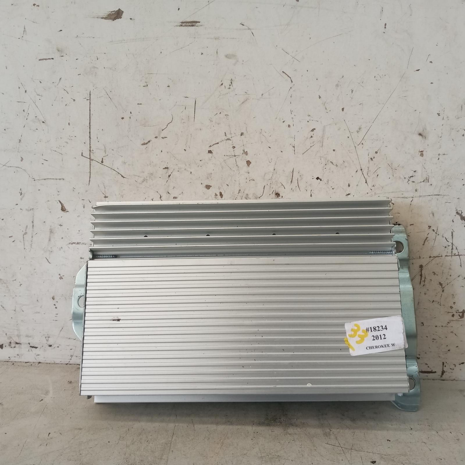 View Auto part Radio/Cd/Dvd/Sat/Tv Jeep Cherokee 2012