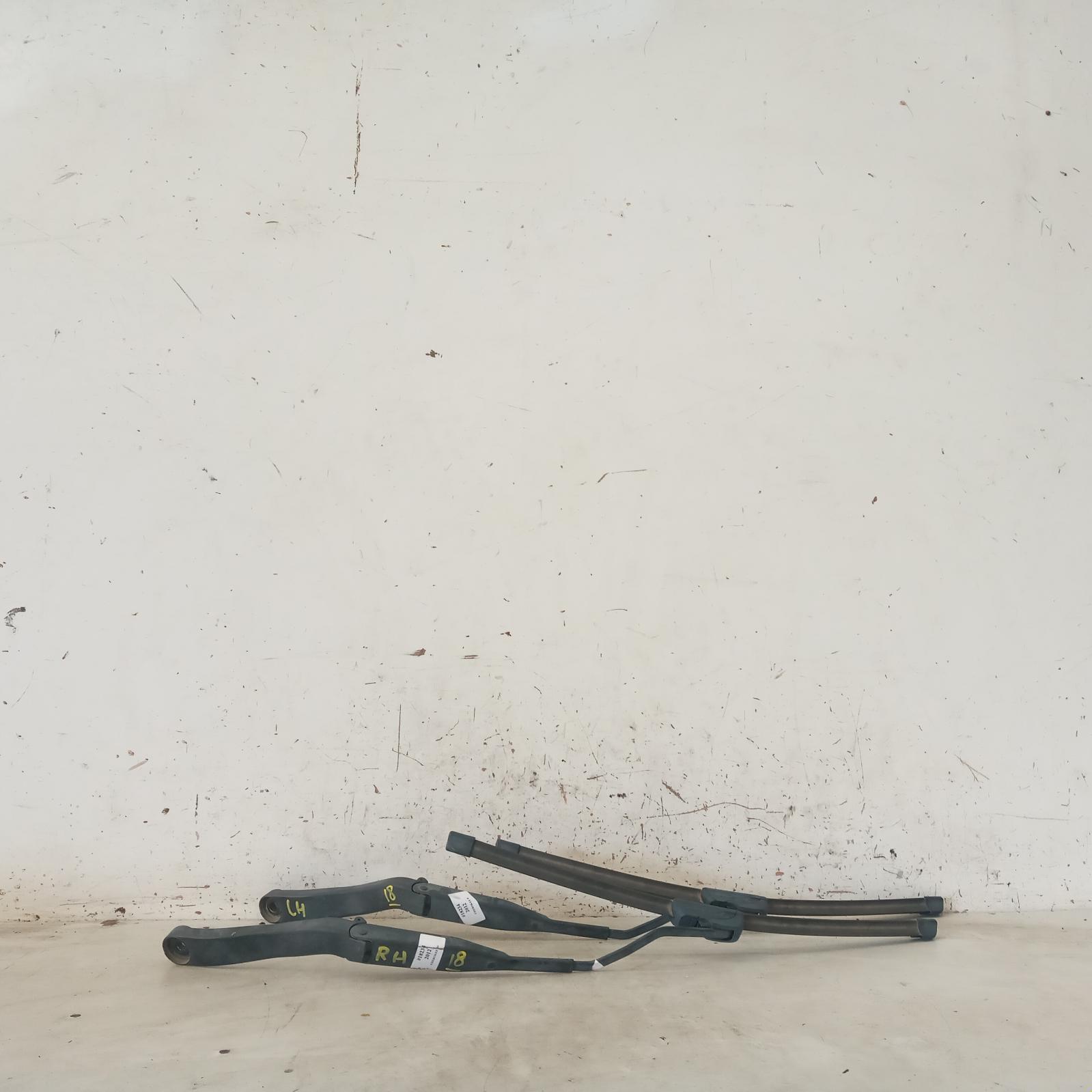 View Auto part Wiper Arm Jeep Cherokee 2012