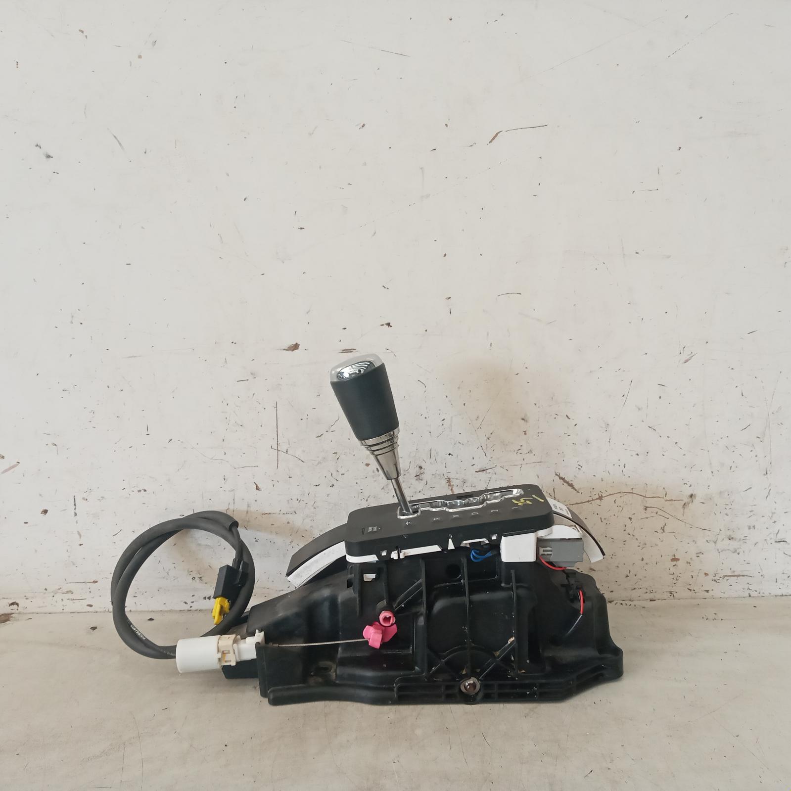 View Auto part Gear Stick/Shifter Jeep Cherokee 2012