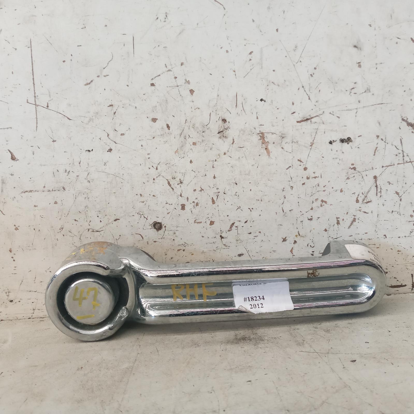 View Auto part Door Handle Jeep Cherokee 2012