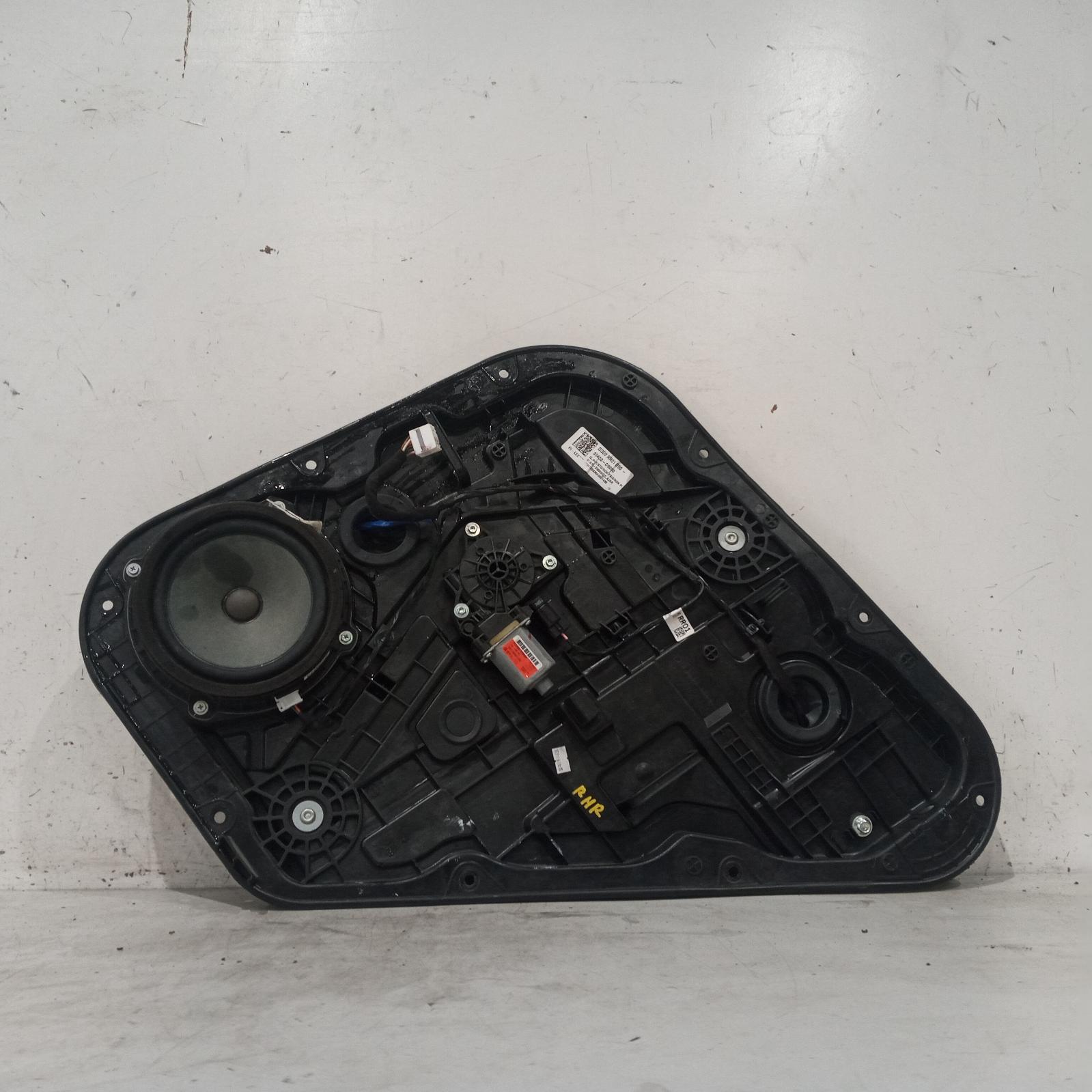 View Auto part Right Rear Wnd Reg/Motor Kia Sportage 2016