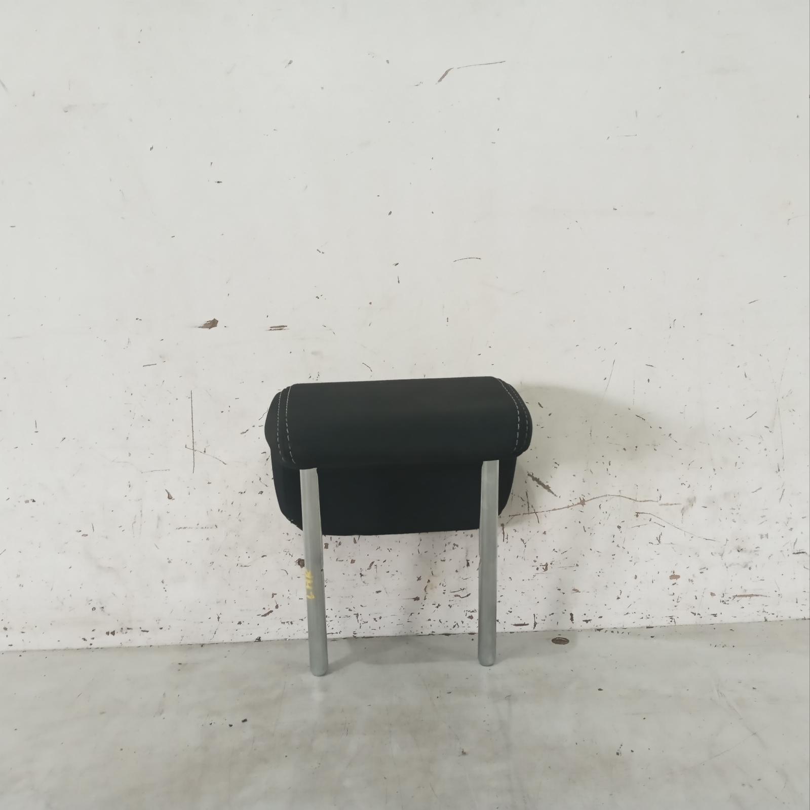 View Auto part Headrest Kia Sportage 2016