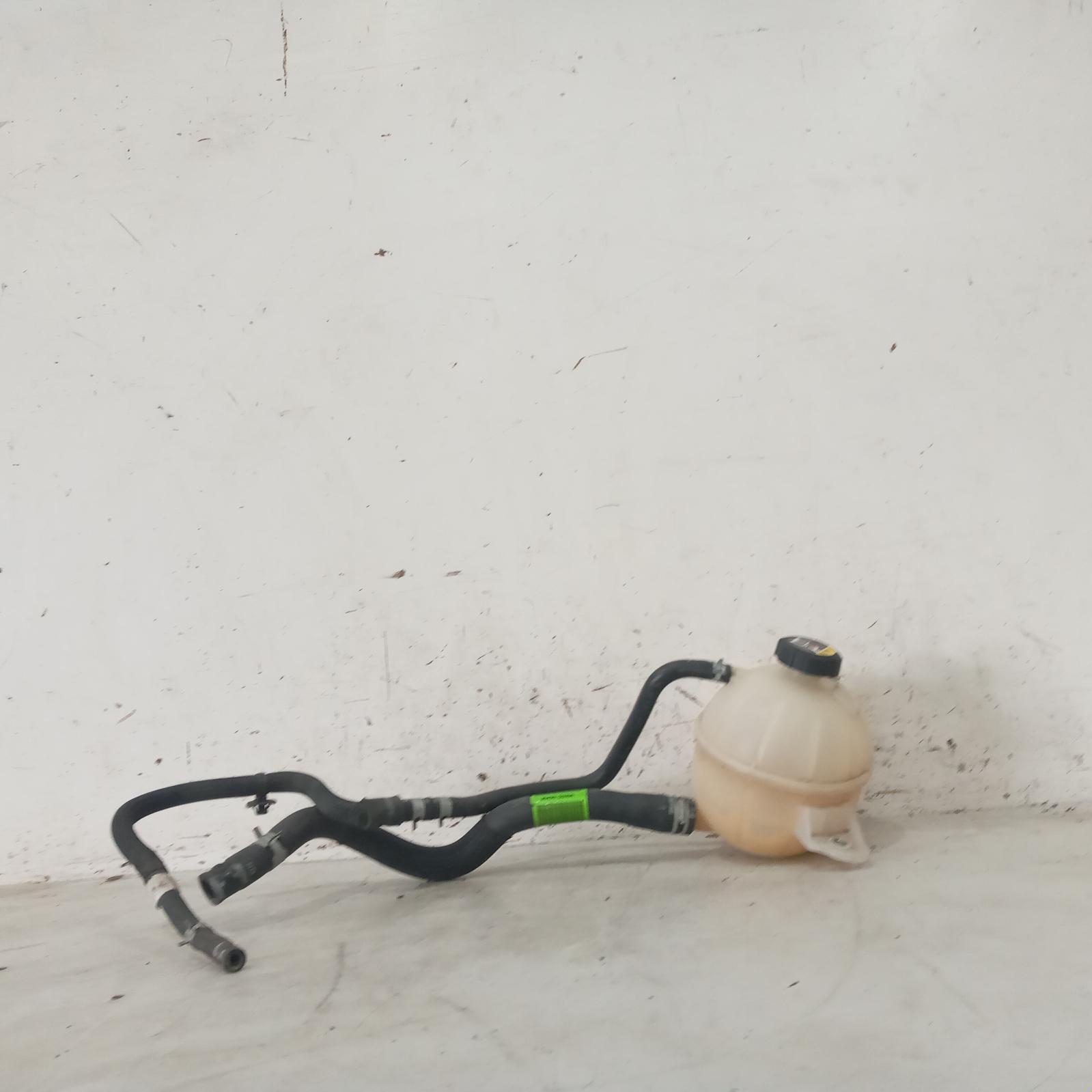 2016 Kia Sportage Overflow Bottle View Auto part Overflow Bottle Kia Sportage 2016