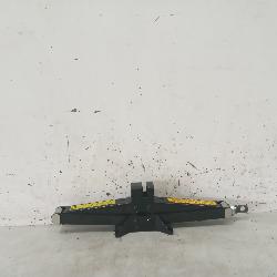 View Auto part Jack Kia Sportage 2016