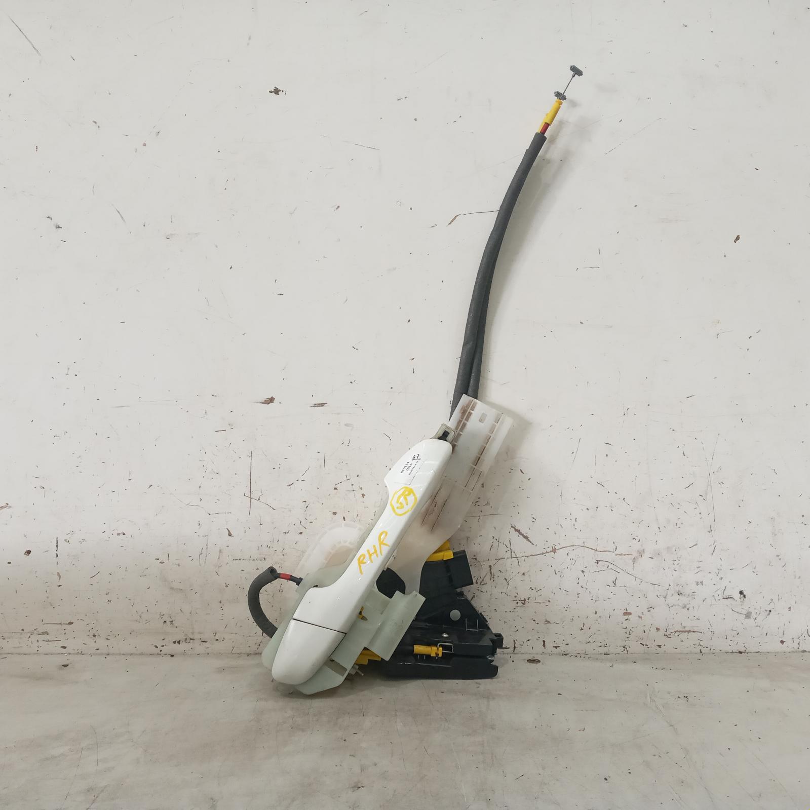 2016 Kia Sportage Door/Boot/Gate Lock View Auto part Door/Boot/Gate Lock Kia Sportage 2016