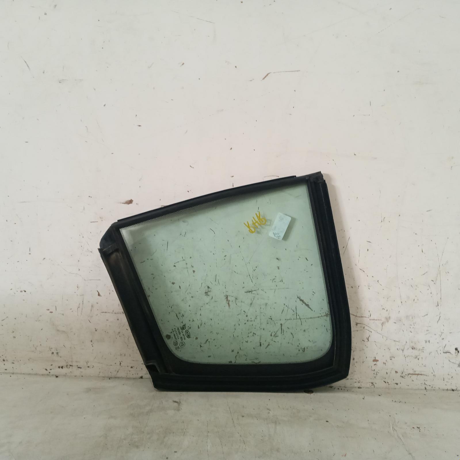 2016 Kia Sportage Right Rear 1/4 Door Glass View Auto part Right Rear 1/4 Door Glass Kia Sportage 2016