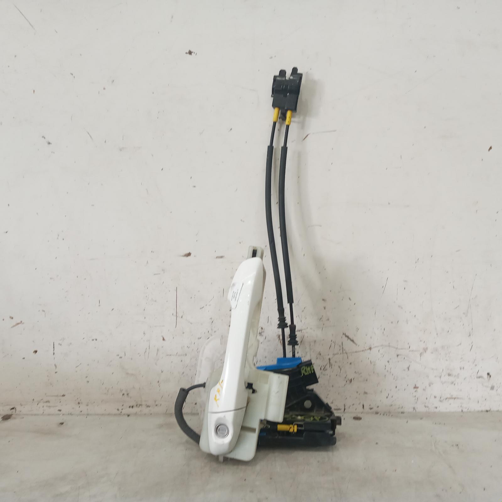 View Auto part Door/Boot/Gate Lock Kia Sportage 2016