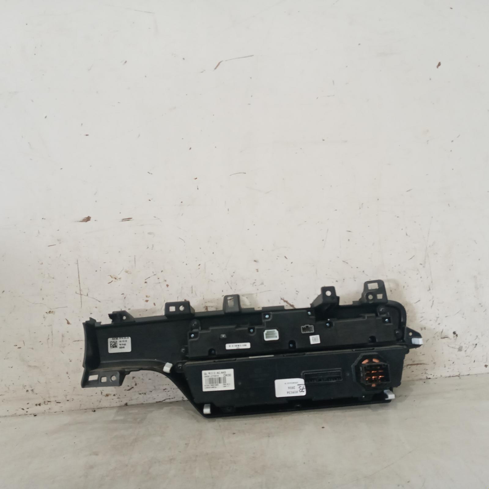 View Auto part Heater/Ac Controls Kia Sportage 2016