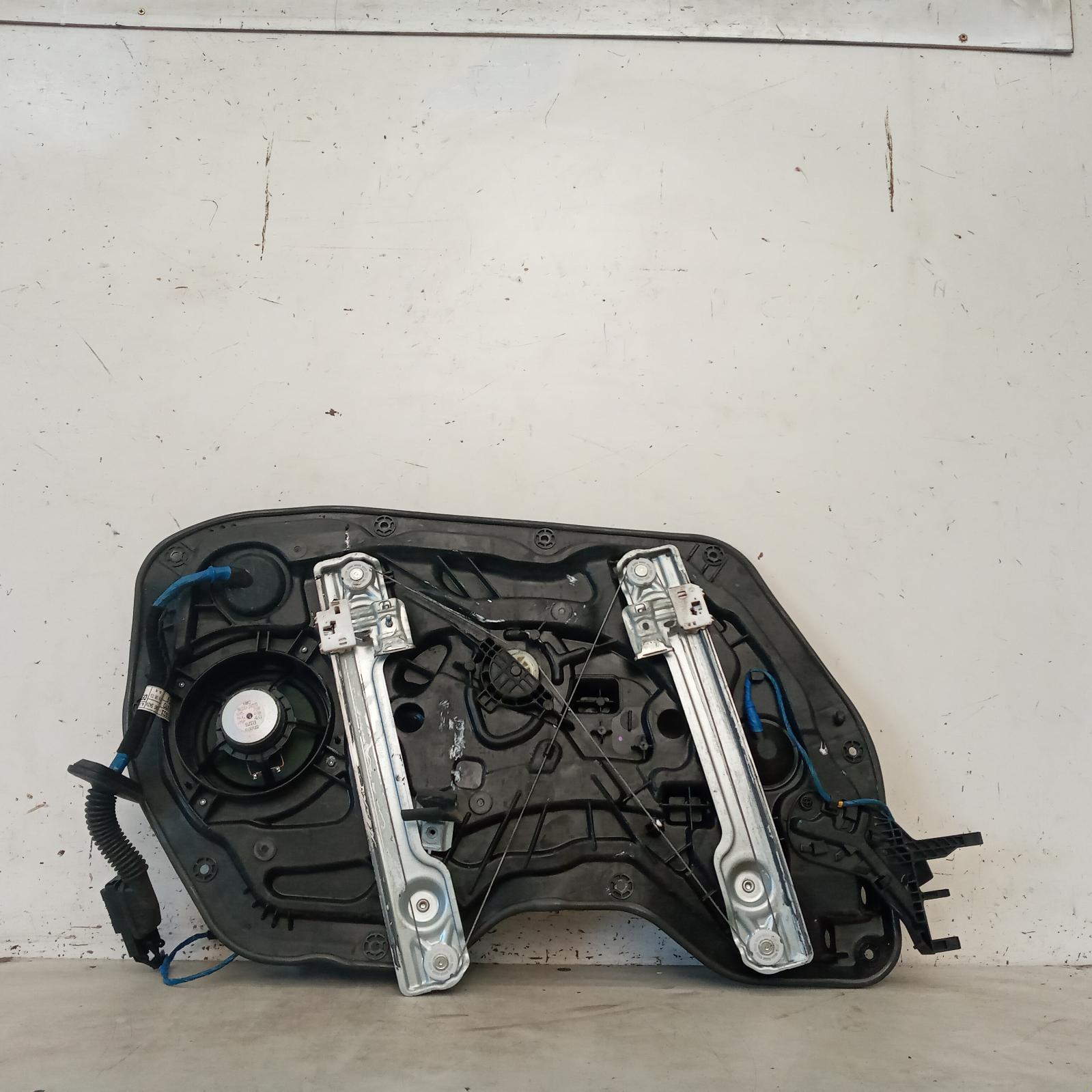 2013 Hyundai Elantra Right Front Window Reg/Motor View Auto part Right Front Window Reg/Motor Hyundai Elantra 2013