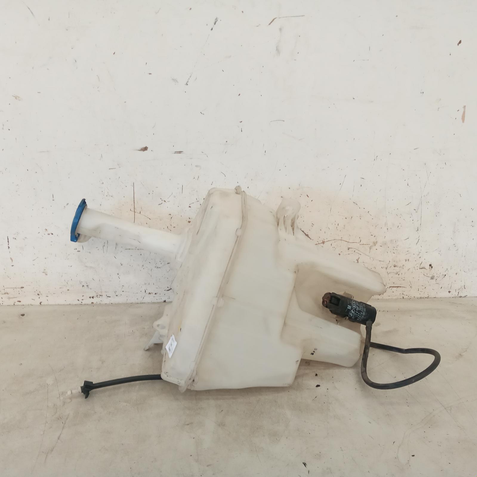 View Auto part Washer Bottle Hyundai Elantra 2013