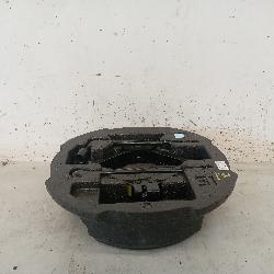View Auto part Jack/Tool Kit Hyundai Elantra 2013