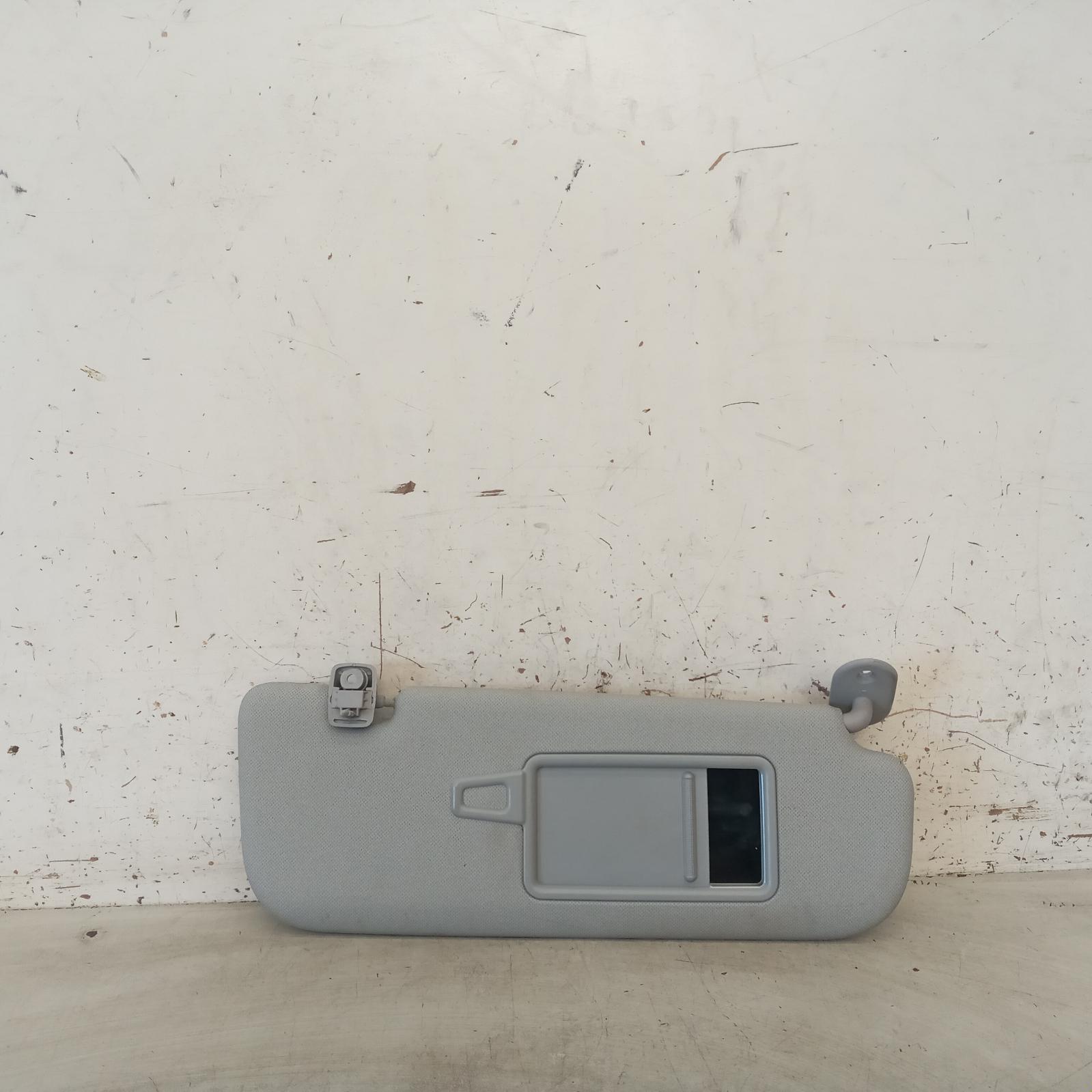 View Auto part Sunvisor Hyundai Elantra 2013