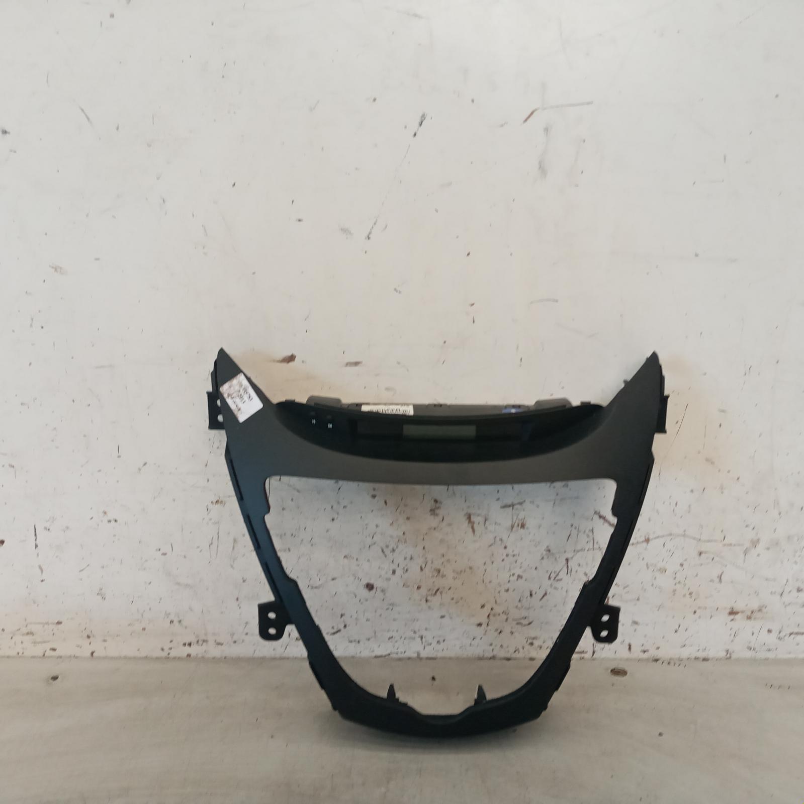 2013 Hyundai Elantra Clock View Auto part Clock Hyundai Elantra 2013