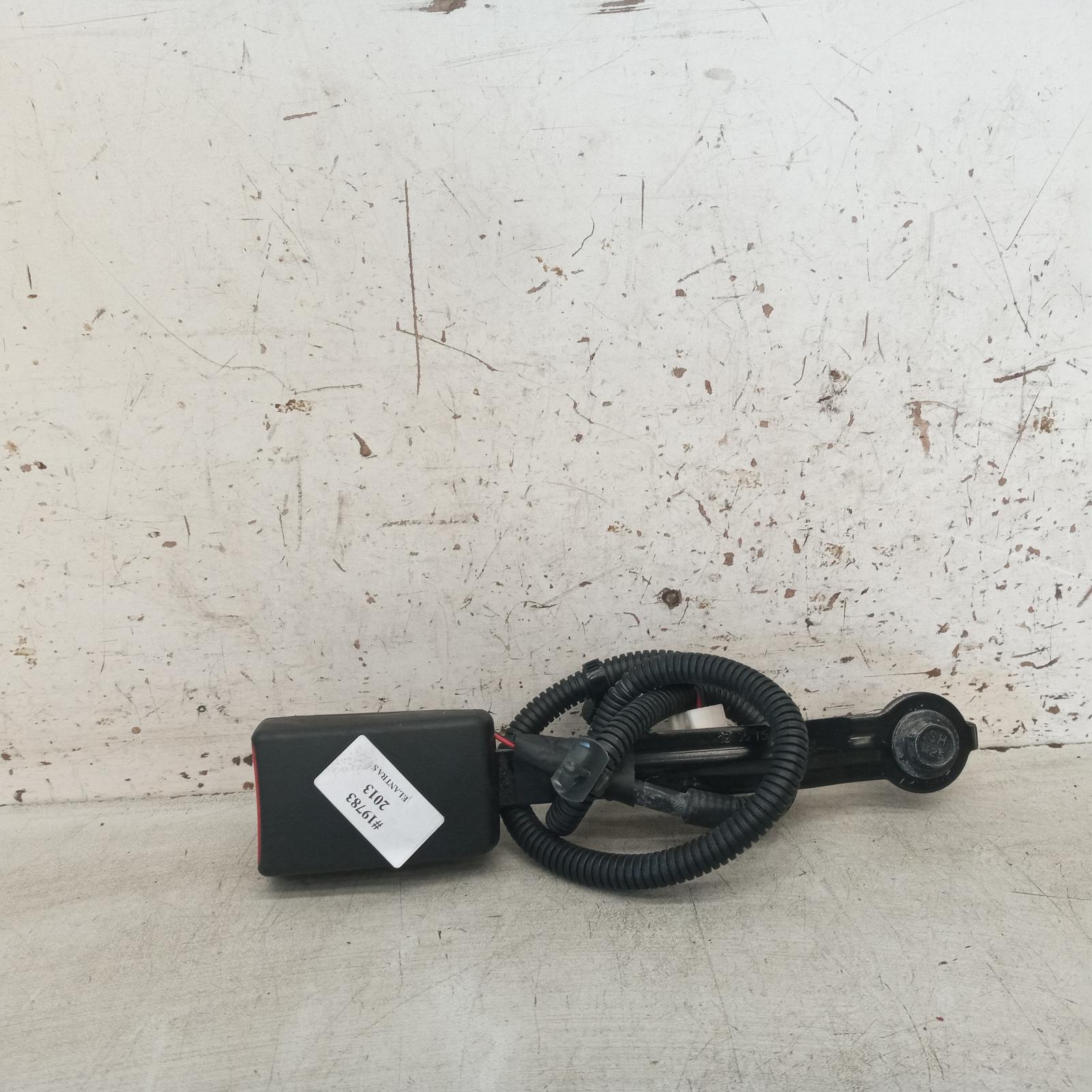 View Auto part Seatbelt/Stalk Hyundai Elantra 2013