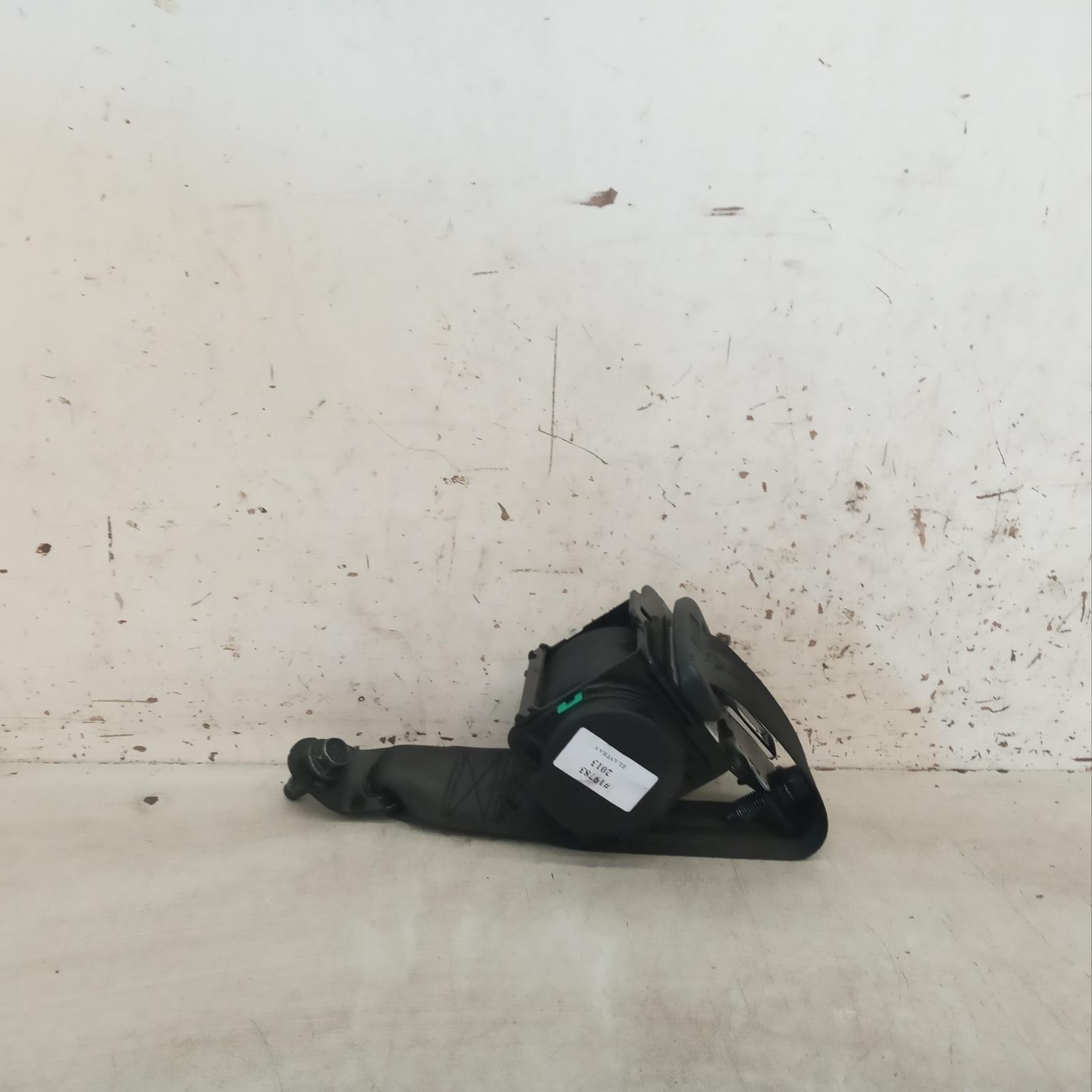 View Auto part Seatbelt/Stalk Hyundai Elantra 2013