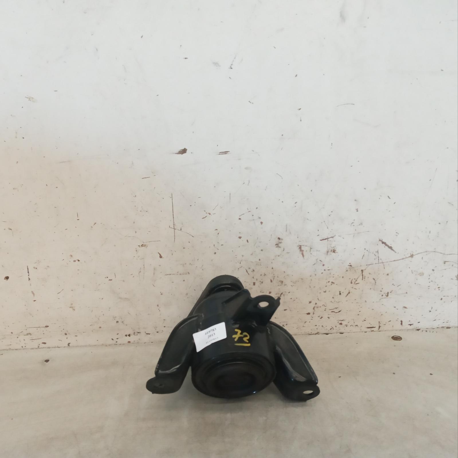 View Auto part Mount Hyundai Elantra 2013