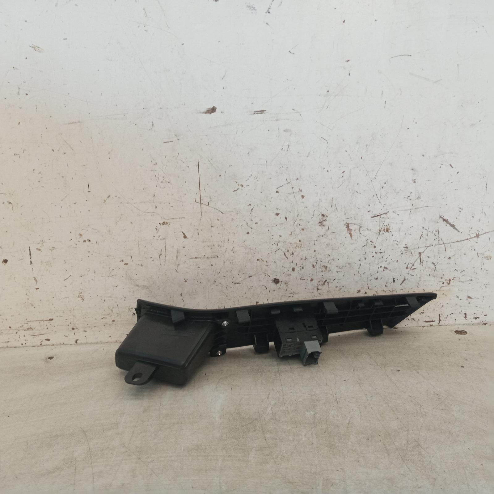 View Auto part Pwr Dr Wind Switch Hyundai Elantra 2013