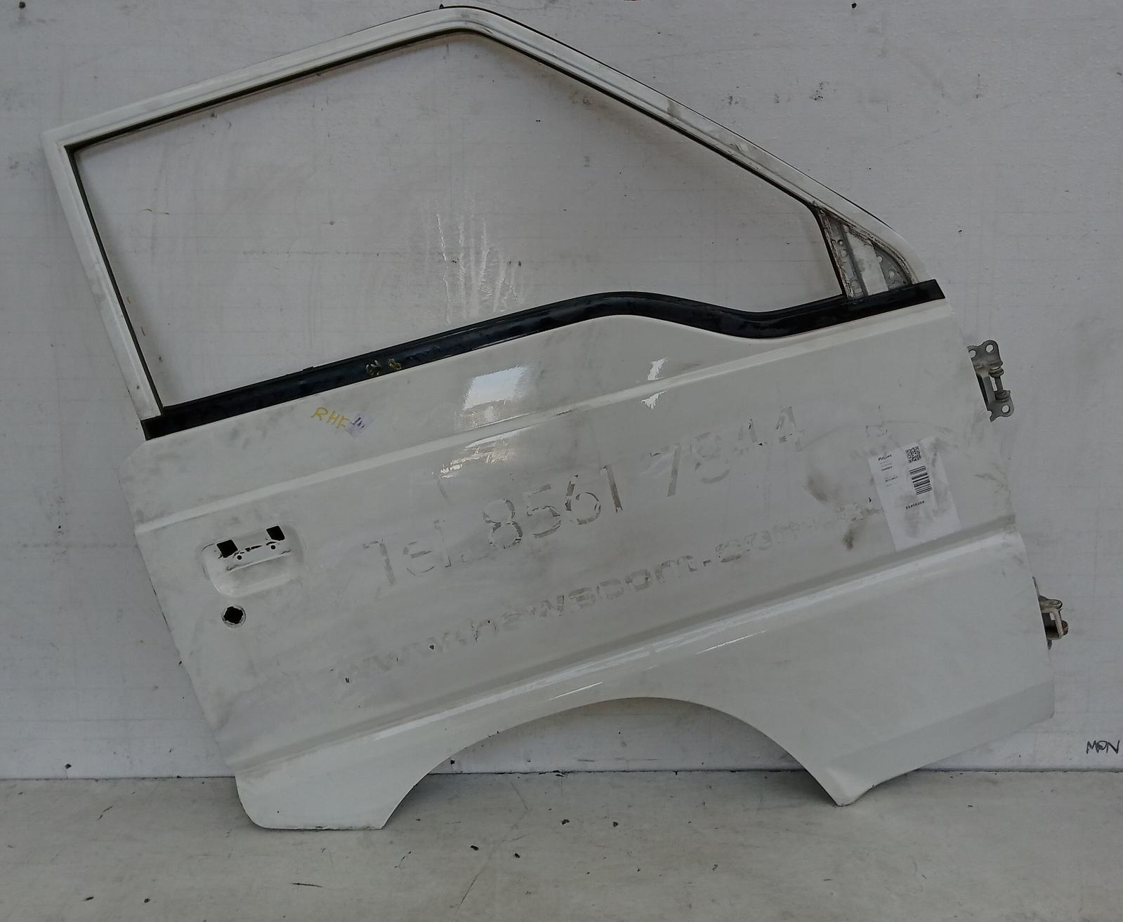 View Auto part Right Front Door Mitsubishi L300 2007