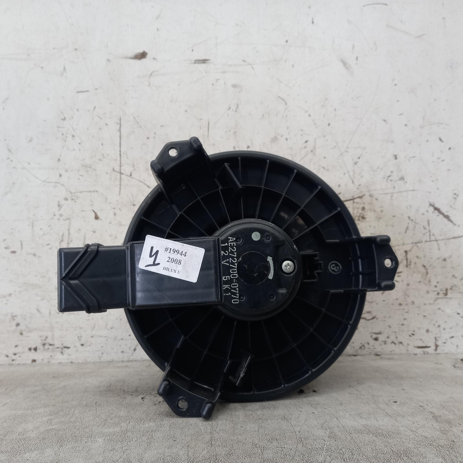 View Auto part Heater Fan Motor Toyota Hilux 2008
