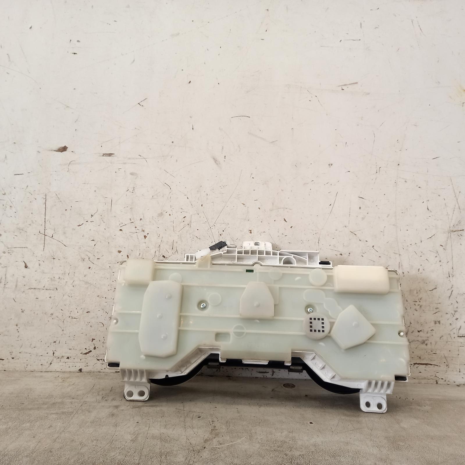 View Auto part Instrument Cluster Toyota Hilux 2008